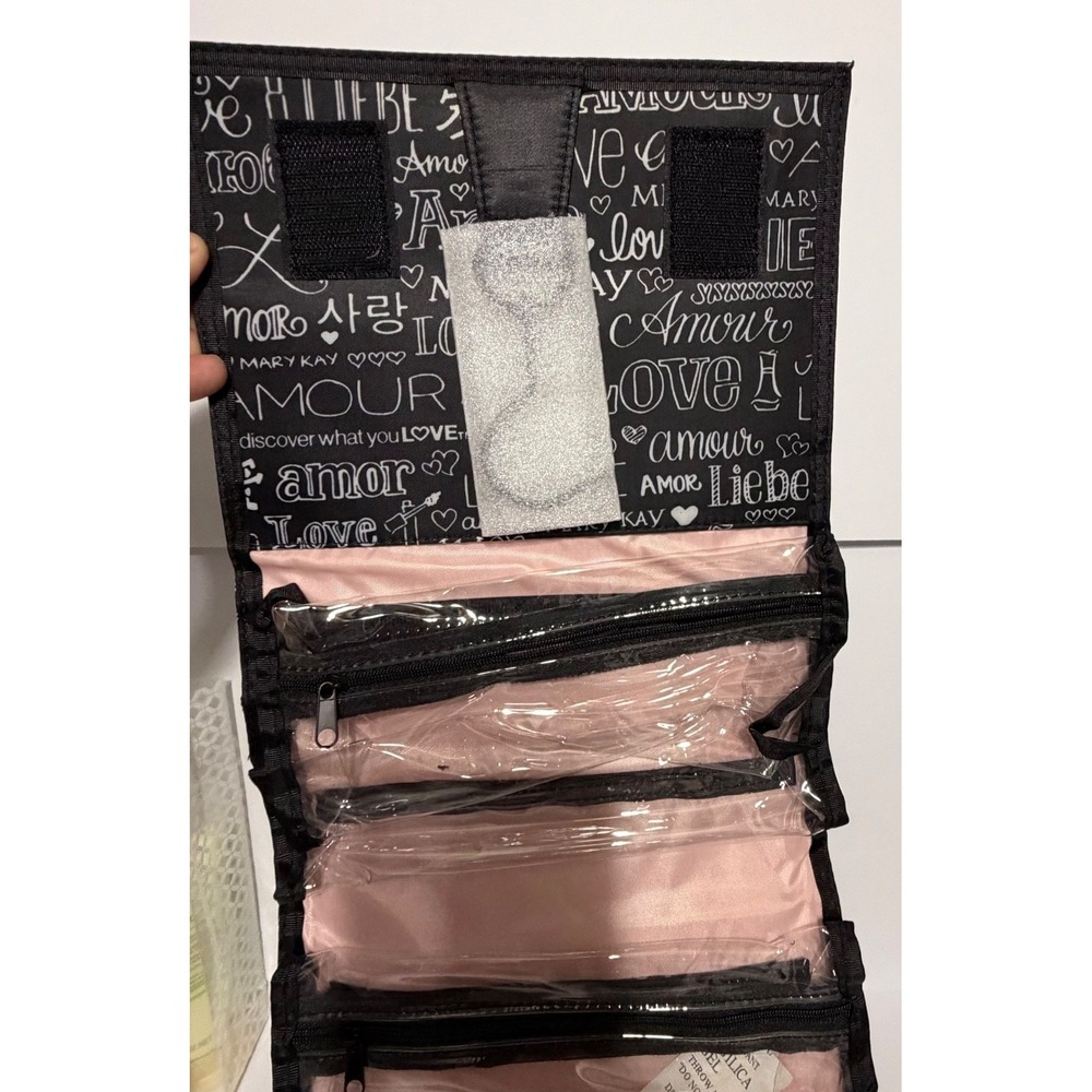 Mary Kay MAKEUP BAG Travel Roll-Up AMOUR AMOR LOVE Hanger Plastic Pockets NEW! - Picture 5 of 6